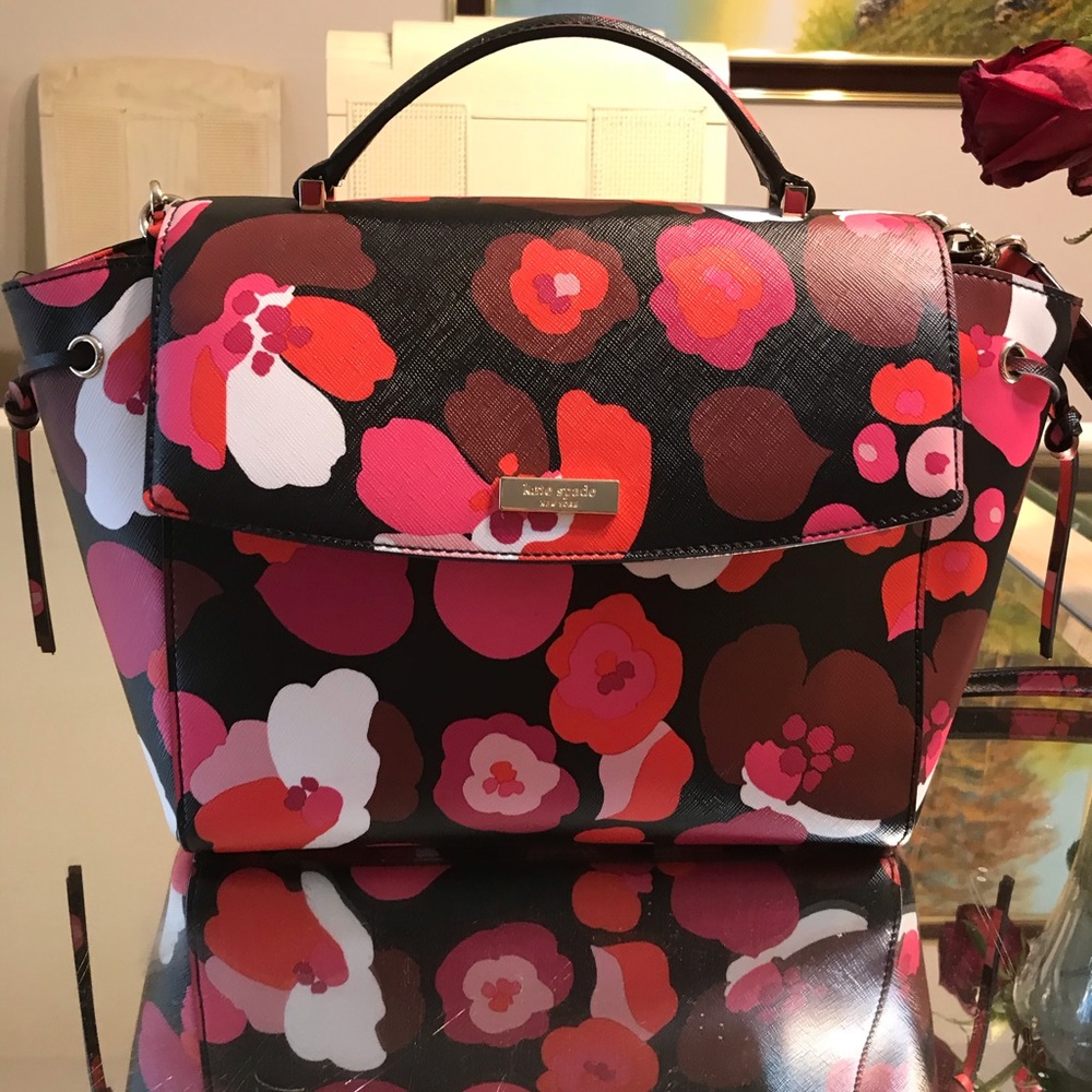 Authentic Kate Spade ♠️ purse
